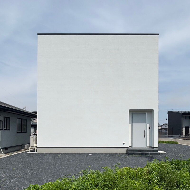 「あっ」と驚くギャップに包まれた家